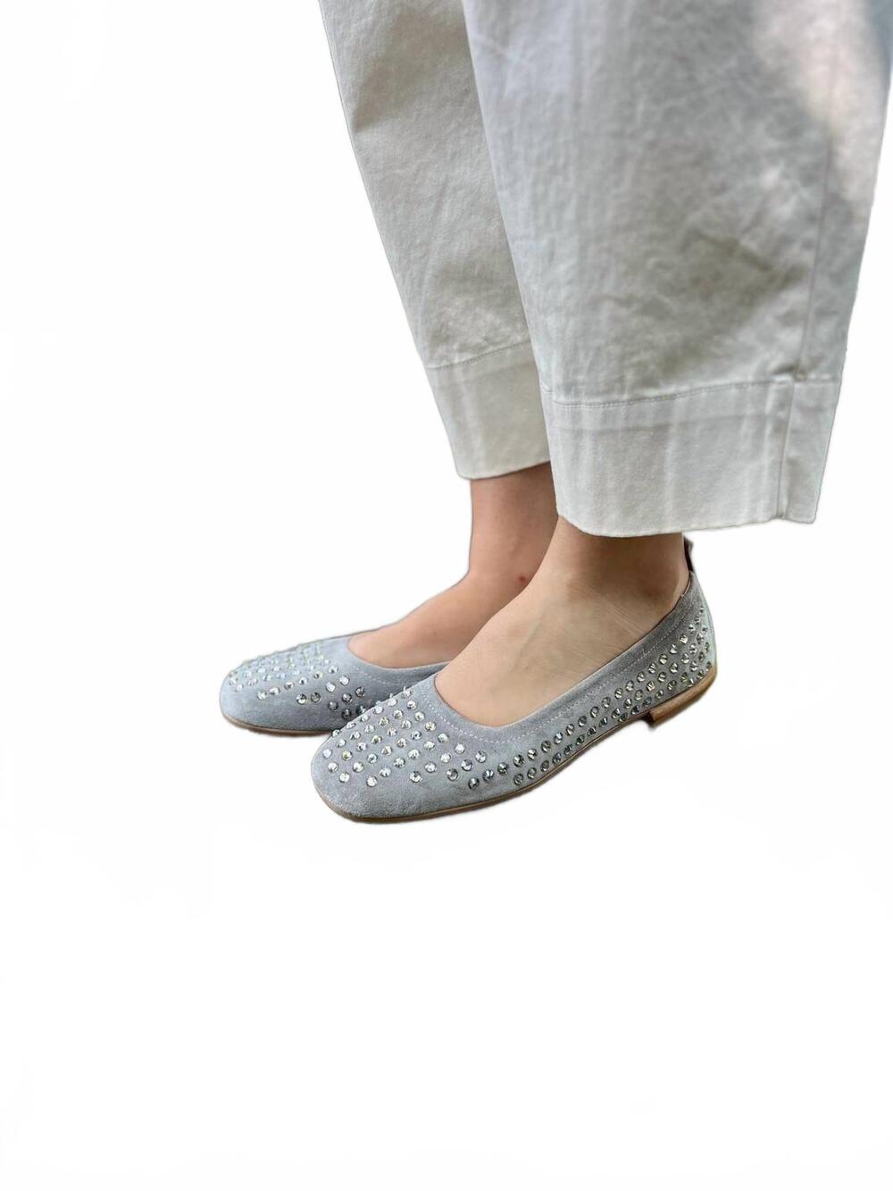 NEW HOMERS women's kala suede ballet flats in pietra